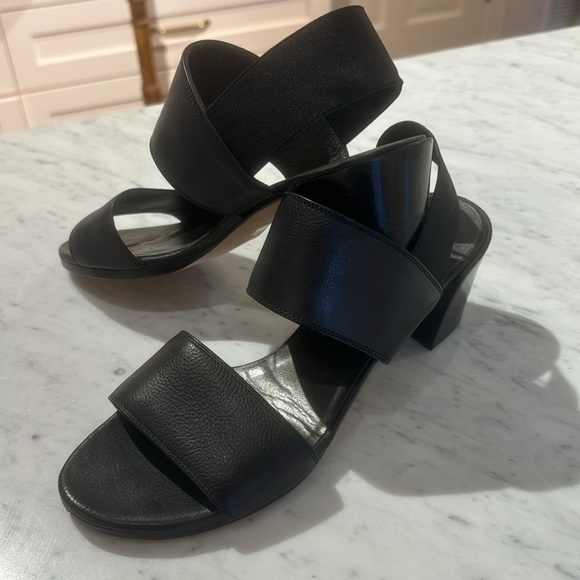 Stuart Weitzman block heel sandals - Picture 6 of 7